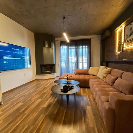 The Grey Apartments Volos Bagian luar foto