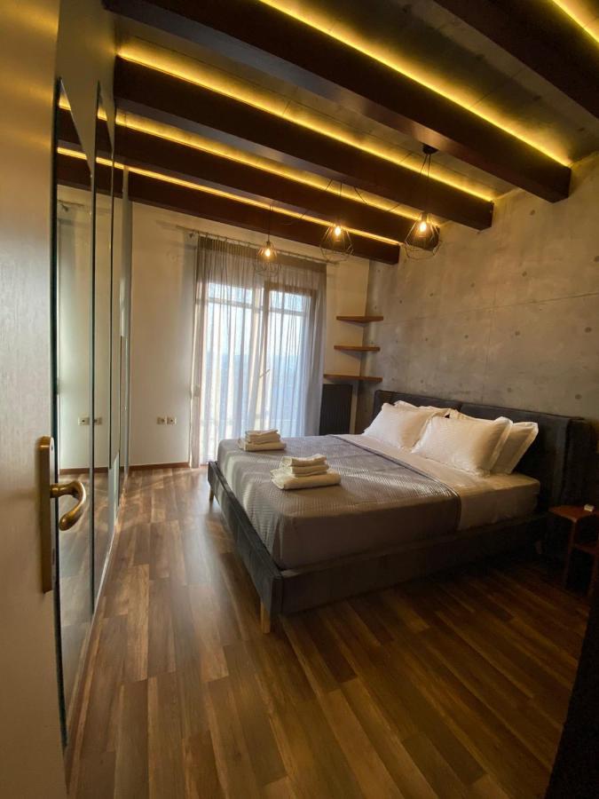 The Grey Apartments Volos Bagian luar foto