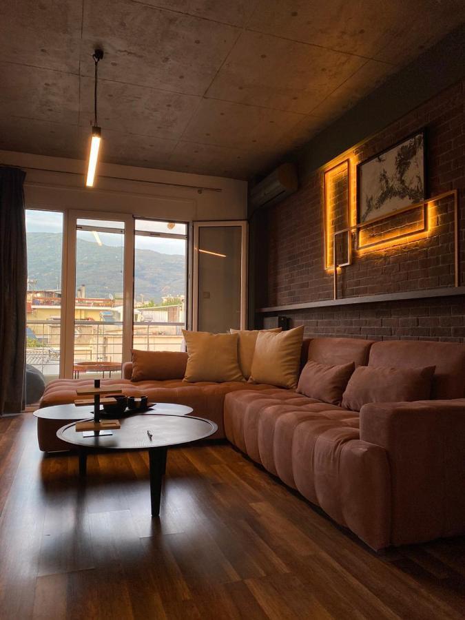 The Grey Apartments Volos Bagian luar foto